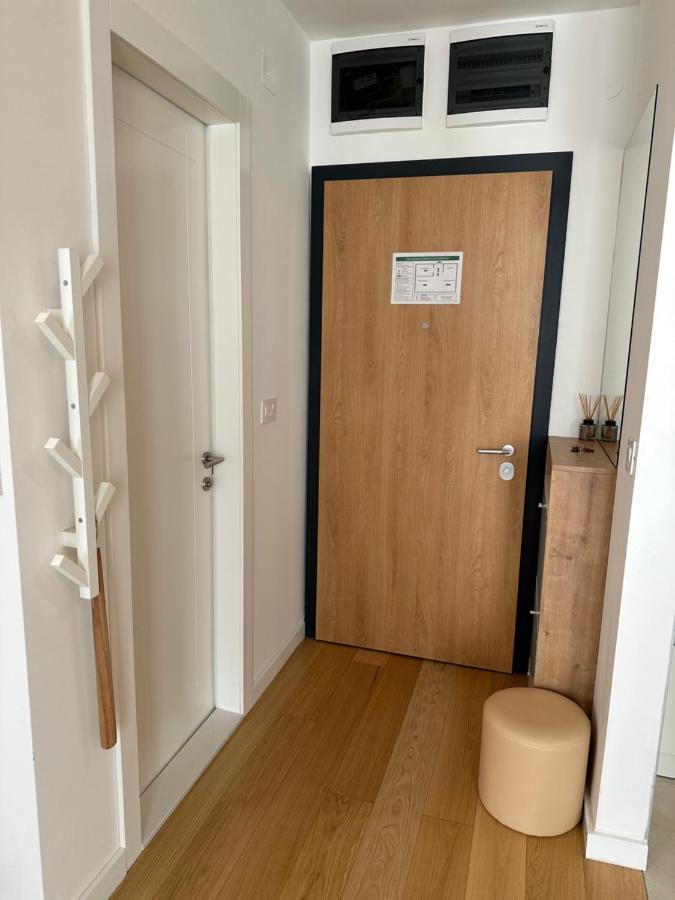 Selena Apartment Belgrado Esterno foto